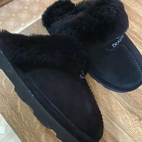 BearPaw Slippers - Picture 4 of 7
